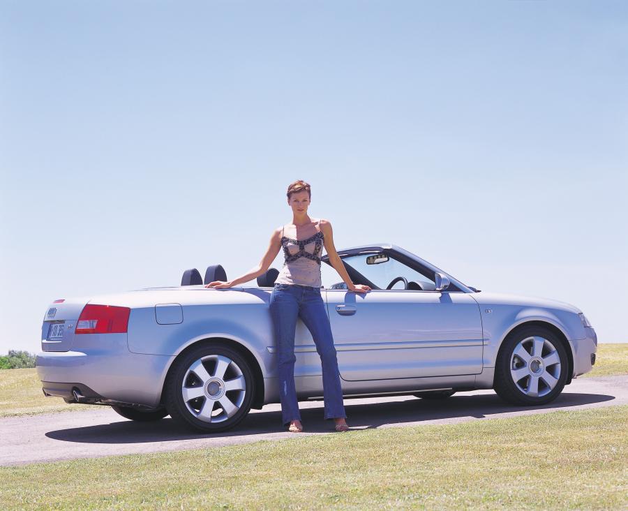  Audi A4 3.0 Cabriolet (B6,8H) 2002 года  (AU) (фото 1 из 1)